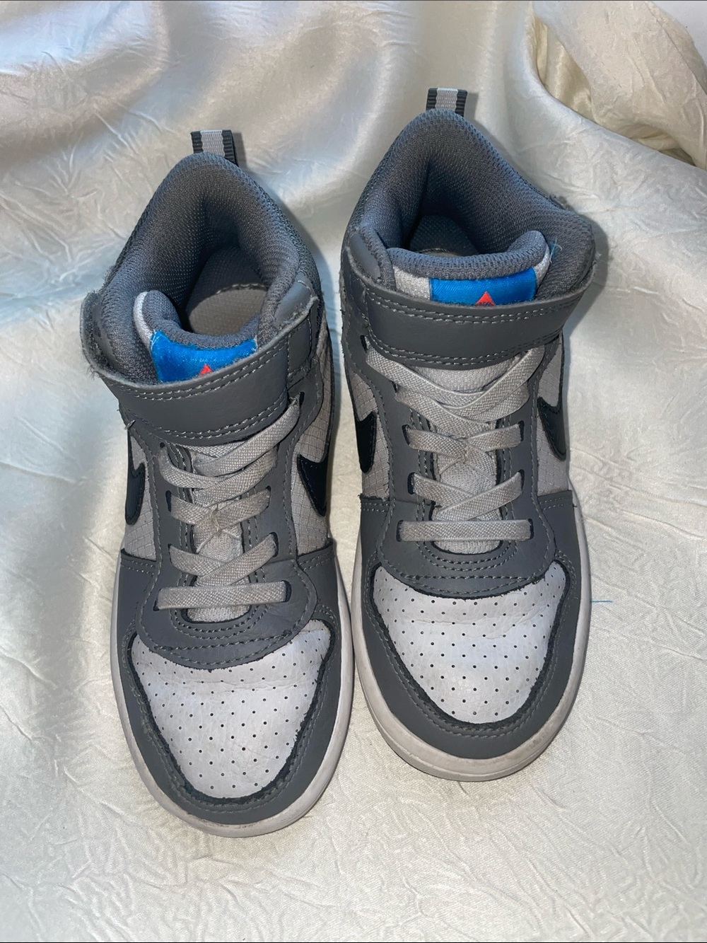 Nike court Kids High-Top Sneakers in Gray and Black with Blue Accent